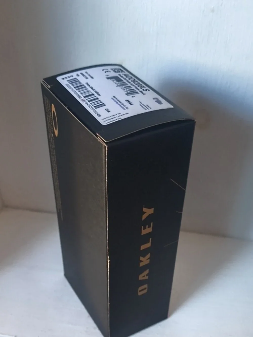 Oakley Radar EV Path Box - Black and White Label